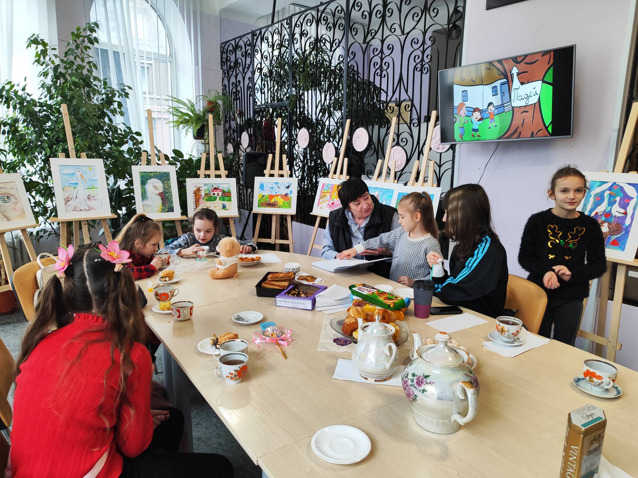 В библиотеке Каменского состоялся праздник детского творчества