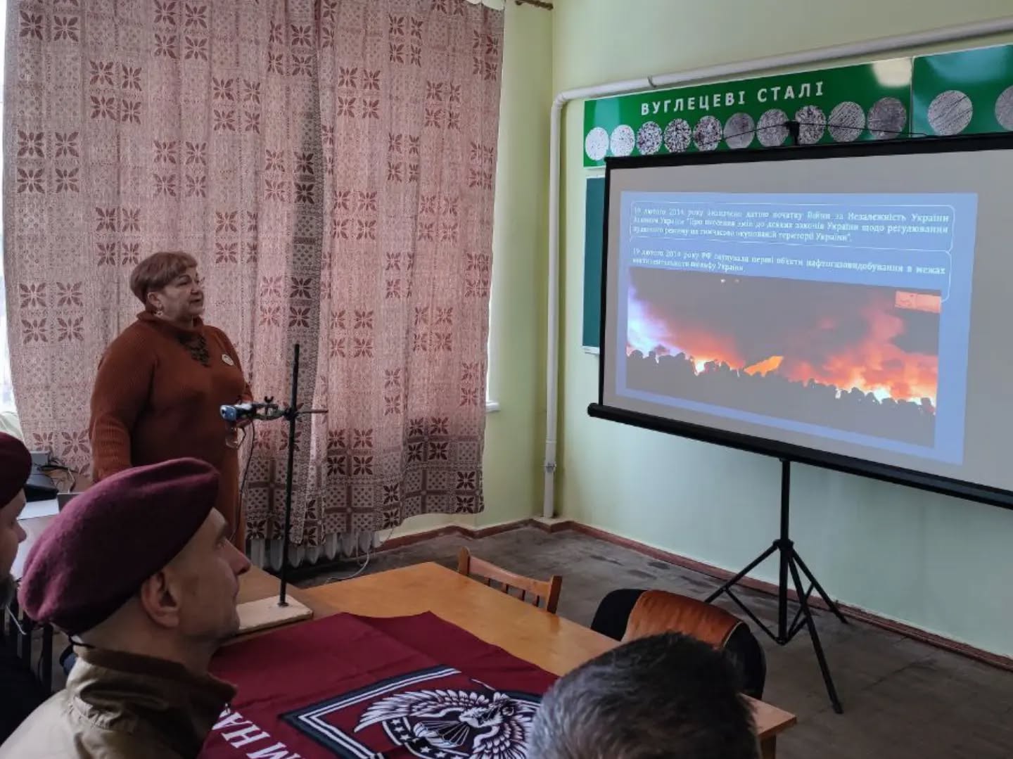 У Кам’янському студенти та викладачі ДДТУ вшанували пам’ять полеглих захисників