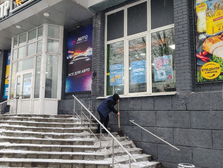 Безпека городян – спільне завдання: у Кам’янському перевірили стан територій біля підприємницьких об’єктів