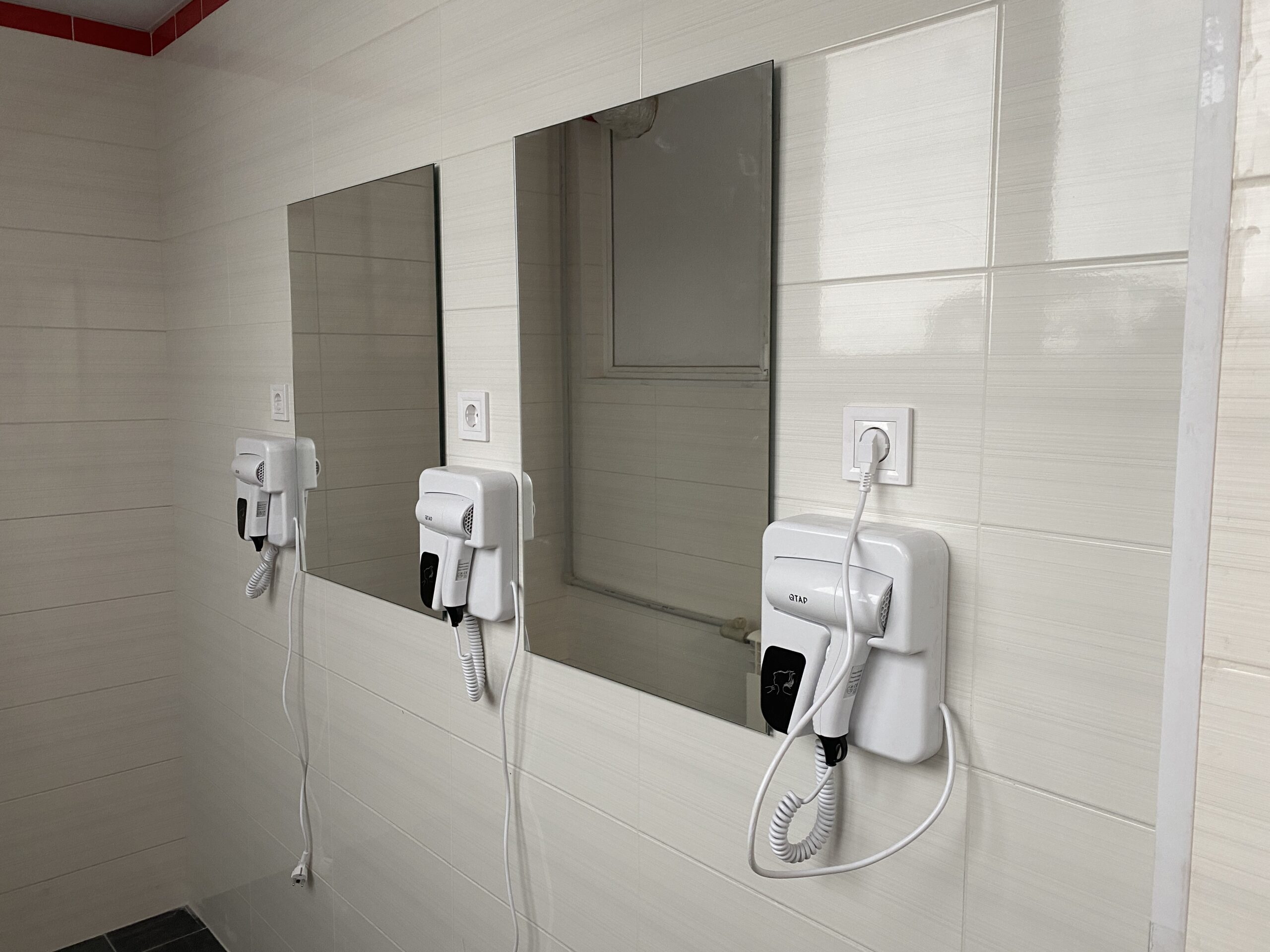 Новий стандарт комфорту: Каметсталь завершила річну програму оновлення санітарно-побутових приміщень для працівників