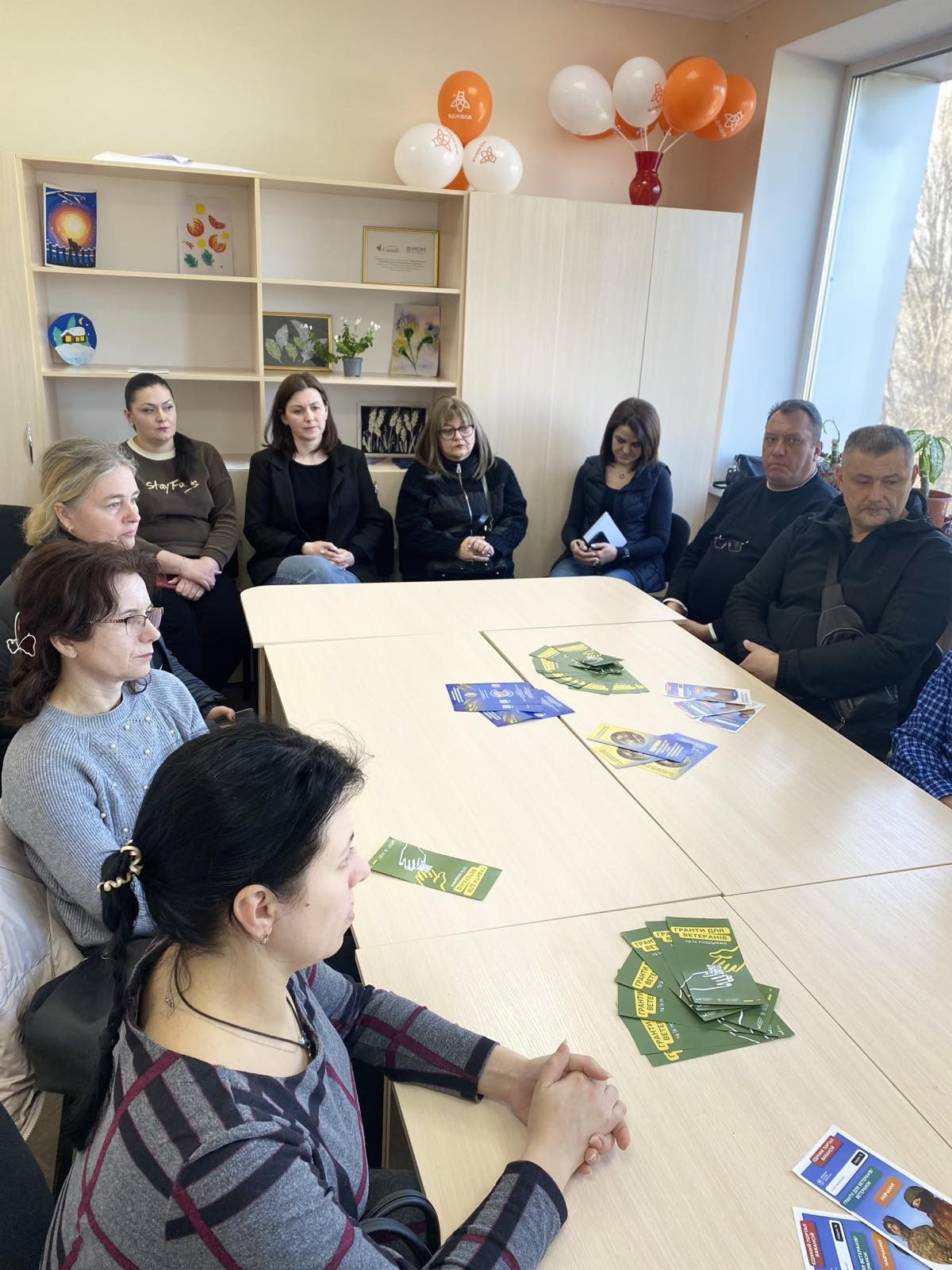 У Центрі підтримки ВПО Кам’янського провели інформаційну зустріч із фахівцями служби зайнятості