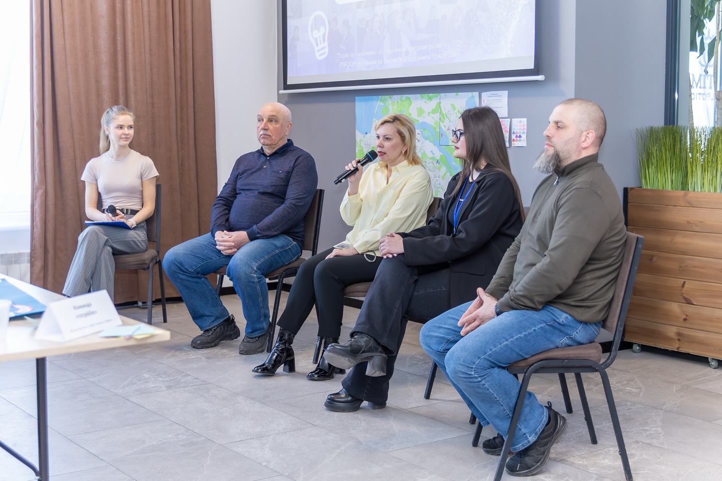 Молодежь Каменского представила свои волонтерские инициативы