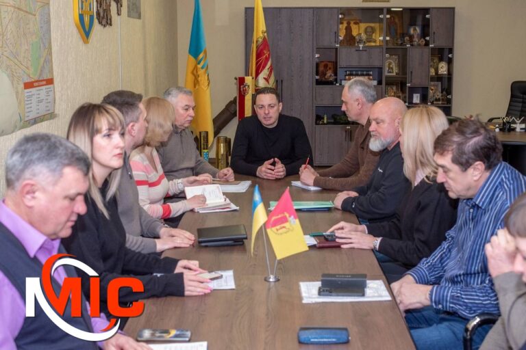 Міський голова провів робочу нараду щодо залучення інвестицій в інфраструктурні проєкти Кам’янського на 2026 рік