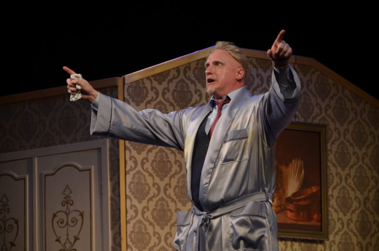 Магія перевтілення: Олег Волощенко про перуку як один з основних інструментів актора