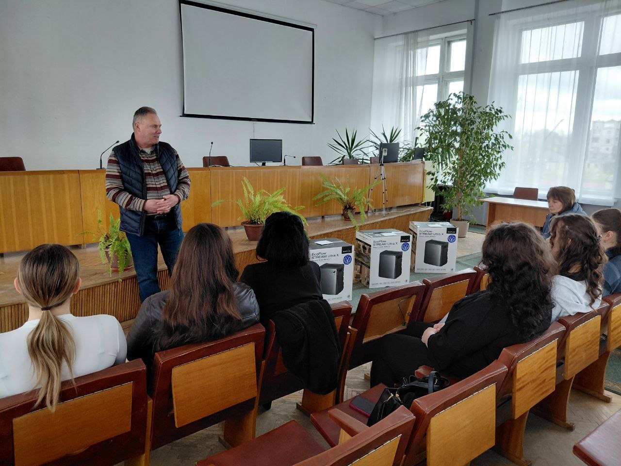 Три ліцеї Камʼянського району отримали допомогу від скаутів Німеччини