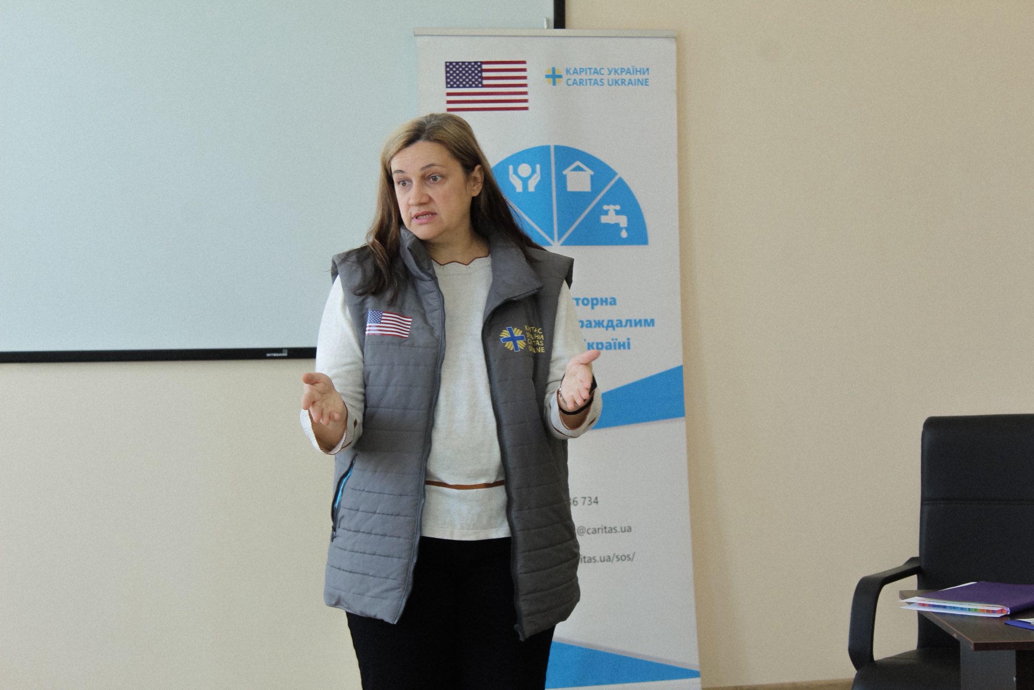 В Каменском переселенцев учили преодолевать стресс