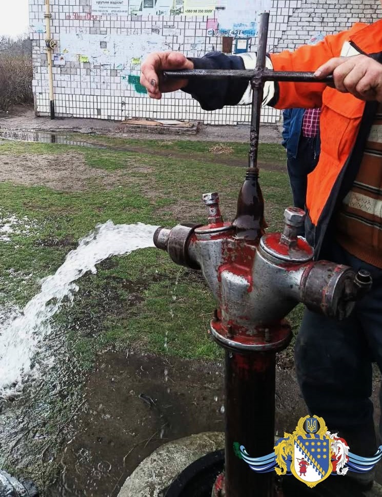 У Кам’янському відновлено роботу всіх пожежних гідрантів