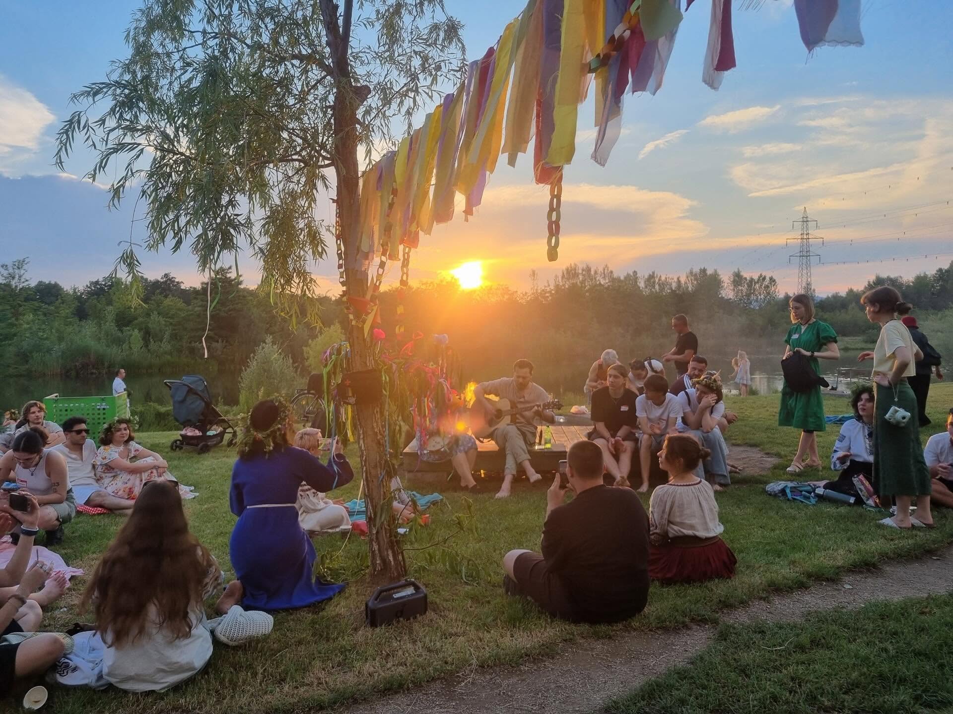 Ансамбль із Кам’янського представив українське мистецтво на святкуванні Івана Купала в Австрії