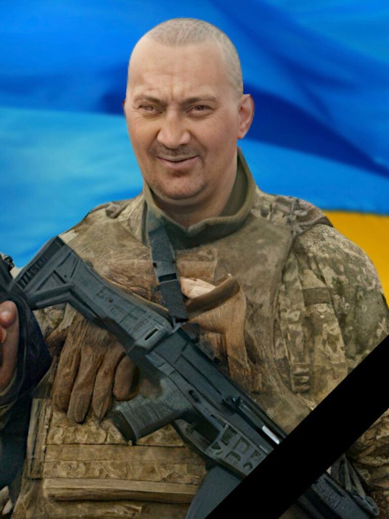У Кам’янському проведуть в останню путь захисника Дмитра Микитевича