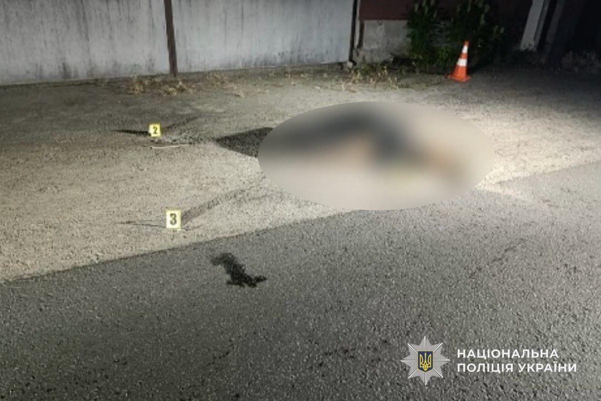 У Дніпрі чоловік кинув гранату в поліцейських і загинув сам