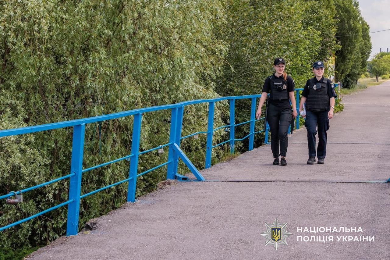 Правоохоронці нагадують кам’янчанам правила безпечного відпочинку біля води