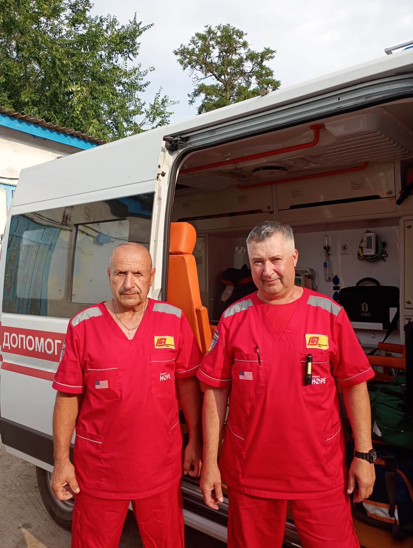 Кам’янські медики рятували двох постраждалих від купання напідпитку