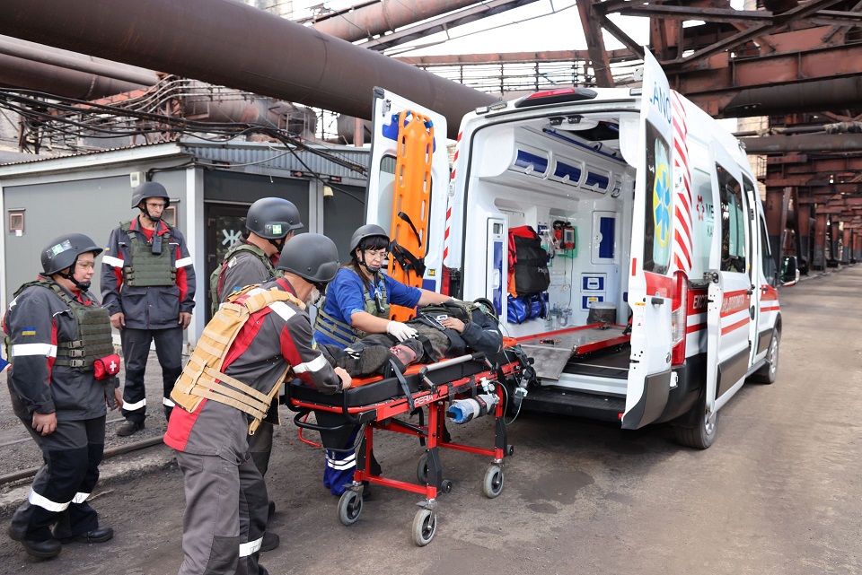 Безпека працівників і безперервність виробництва: на Каметсталі провели комплексне тренування з управління воєнними ризиками