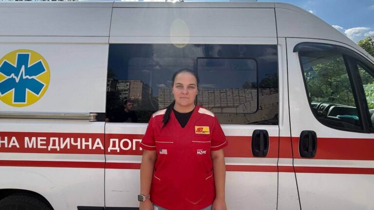 В Каменском медики спасли пять человек после страшной аварии