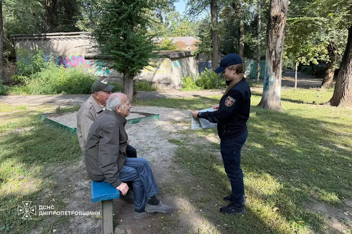 Рятувальники нагадують кам’янчанам правила пожежної безпеки напередодні холодів