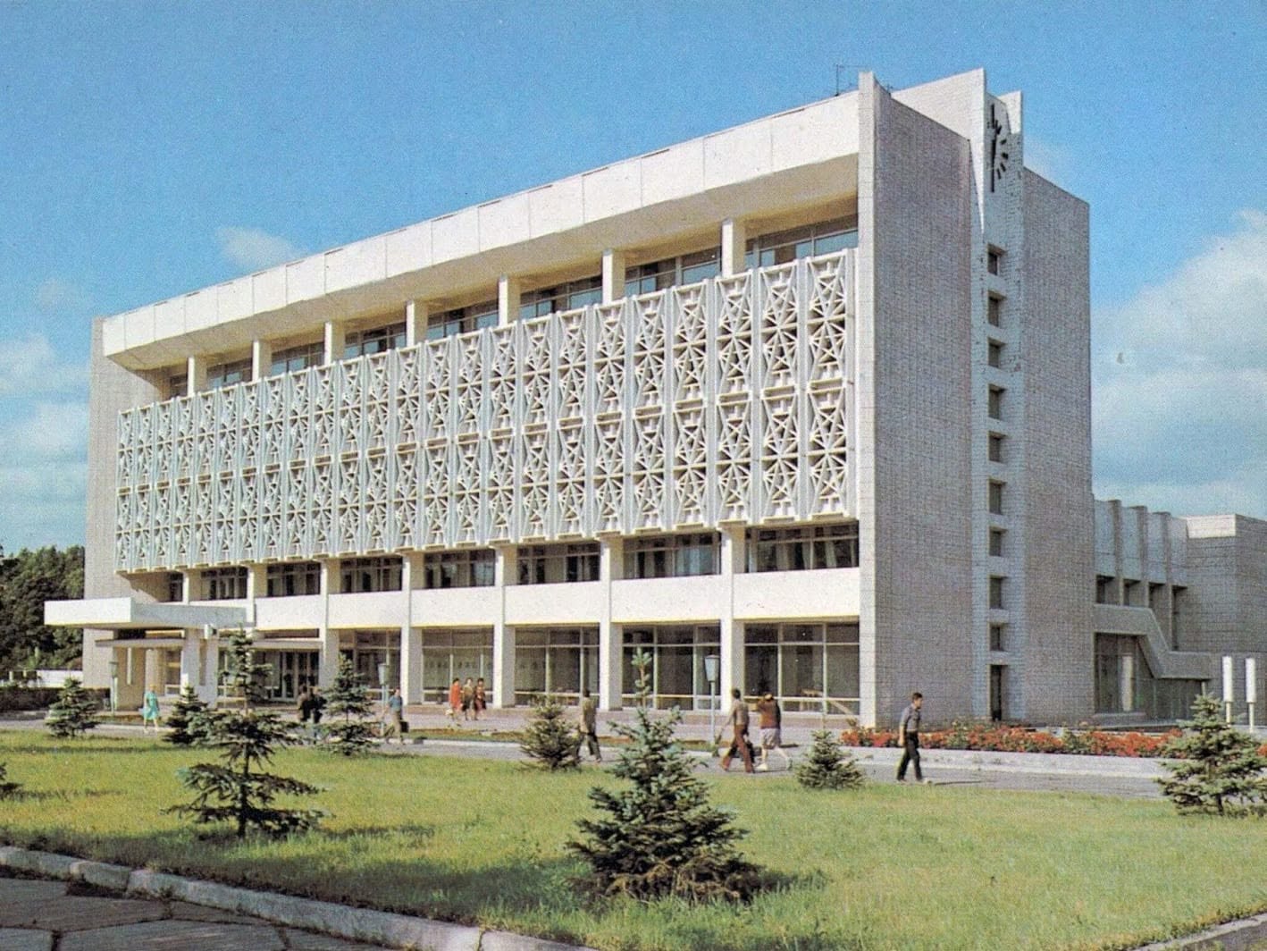 Кам’янське-Дніпродзержинськ: зорі архітектора Романенка