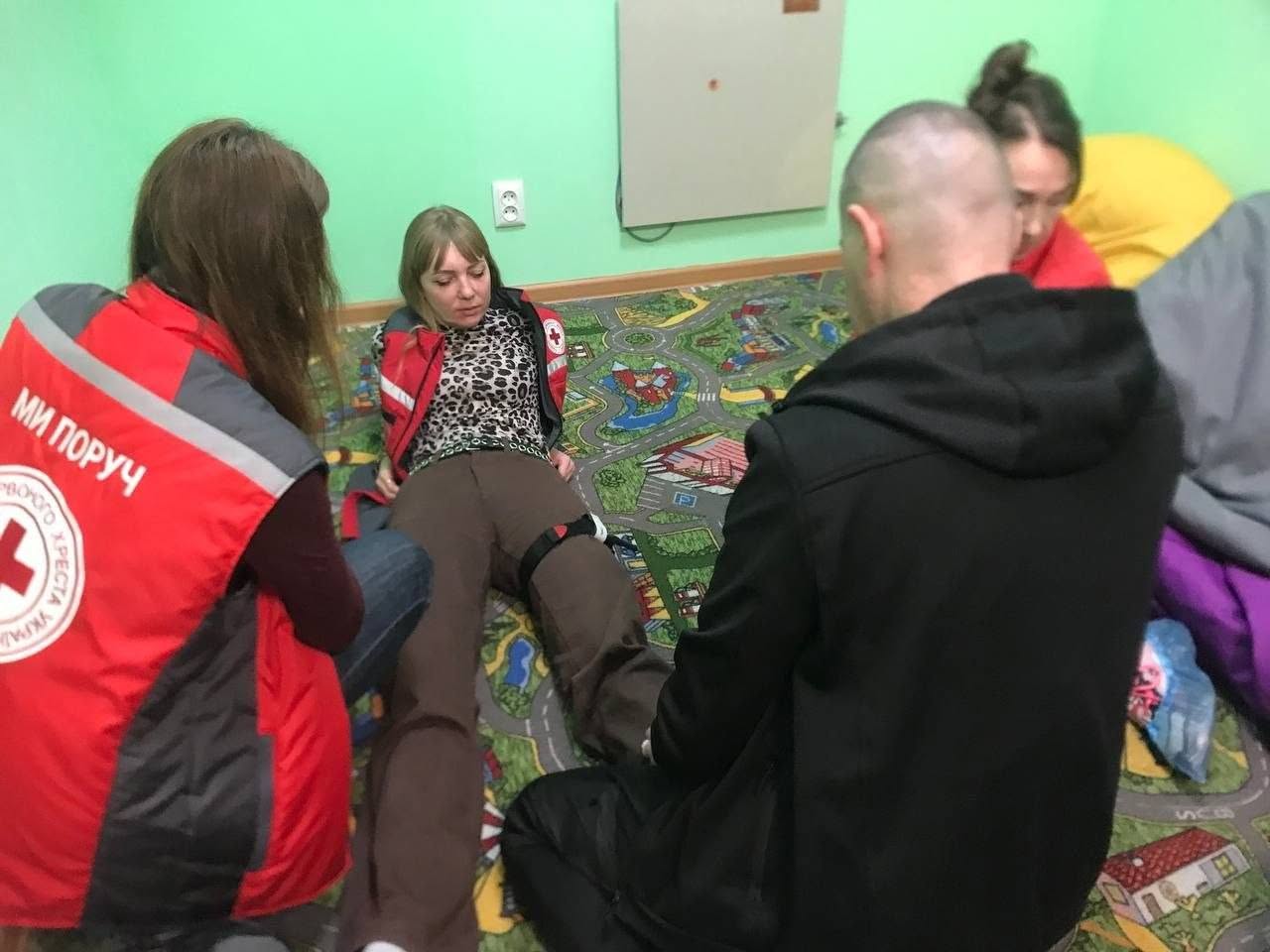 У Кам’янському волонтери пройшли 12-годинне навчання з першої допомоги