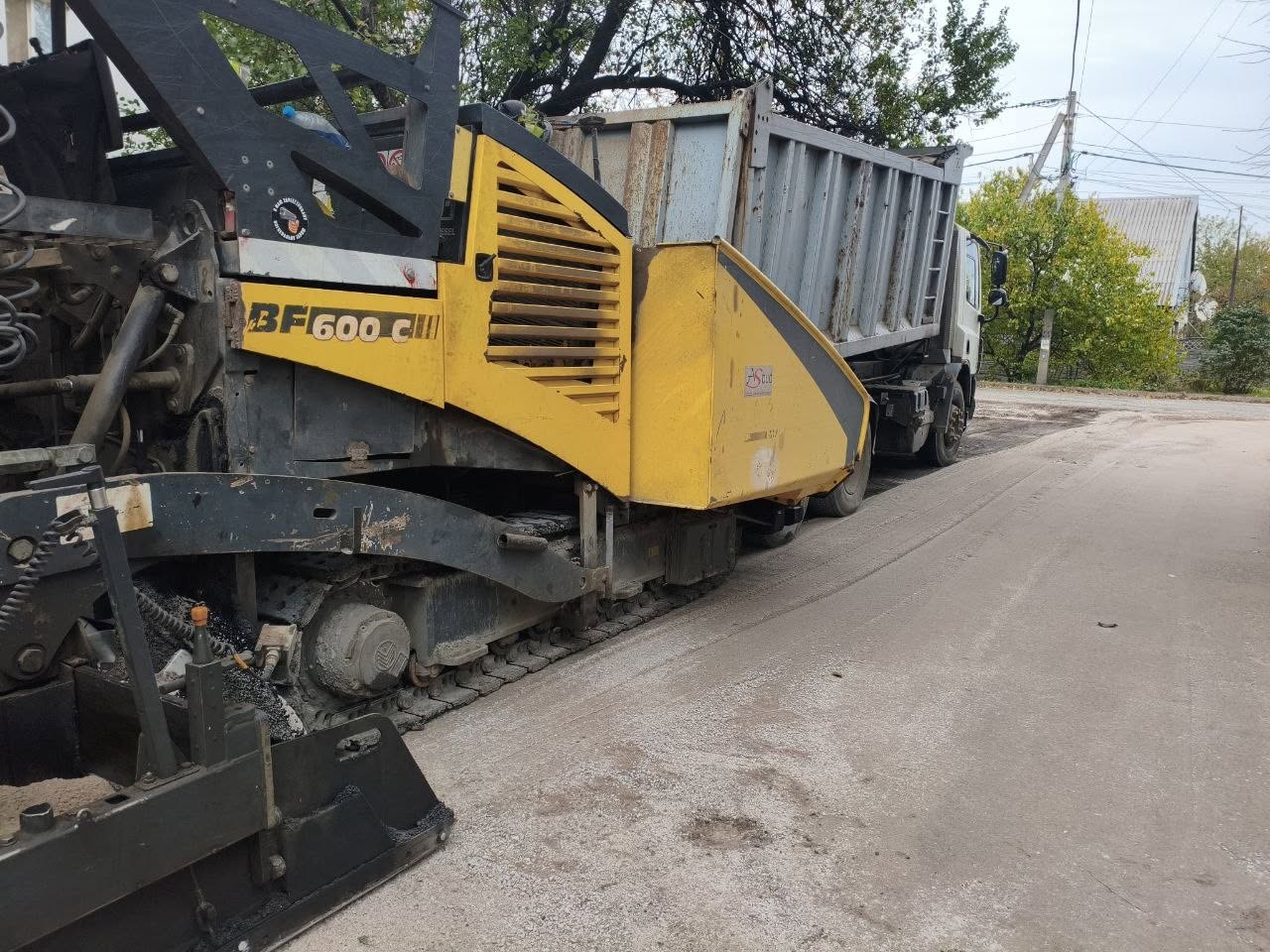 У Південному районі Кам’янського готують до ремонту внутрішньоквартальні проїзди
