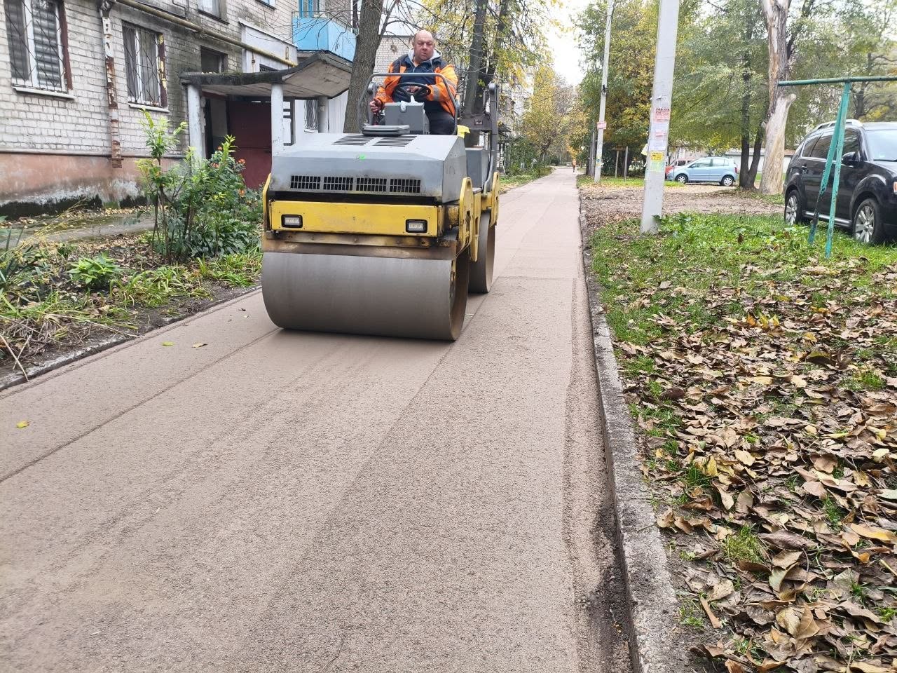 У Південному районі Кам’янського готують до ремонту внутрішньоквартальні проїзди
