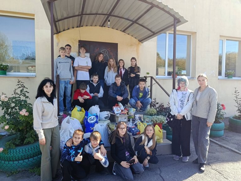 Уроки емпатії в дії: у ліцеї № 16 Кам’янського відбулася акція на підтримку тварин із притулку